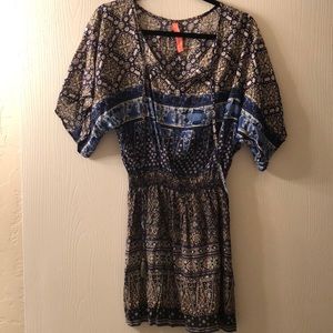 Patterned tunic dress